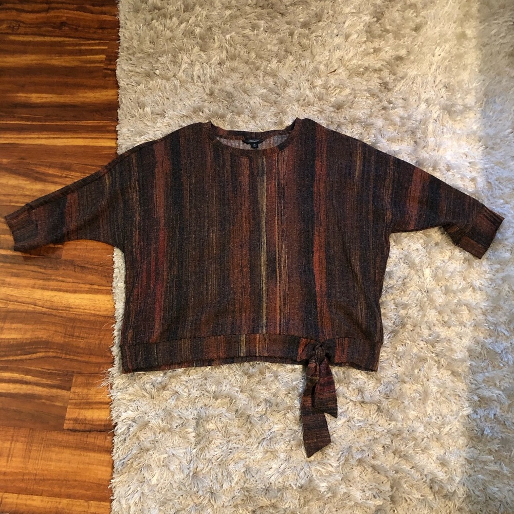 Sweater - Picture 1 of 3